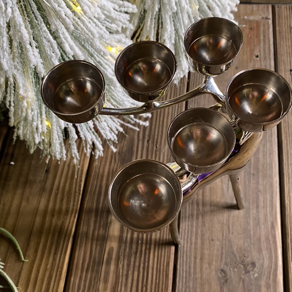 Pottery Barn Large Metal Reflective Silver Reindeer Tea Light Candle Holder - Picture 7 of 16